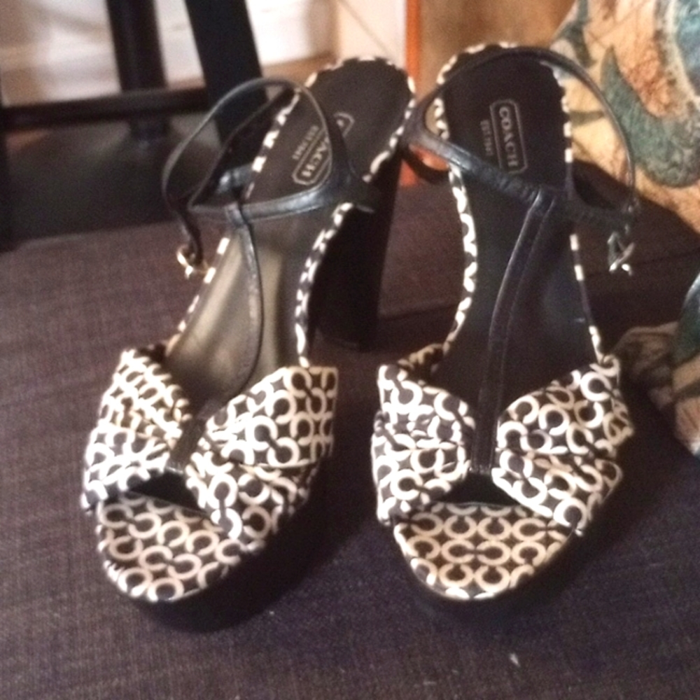 Coach Wooden heels